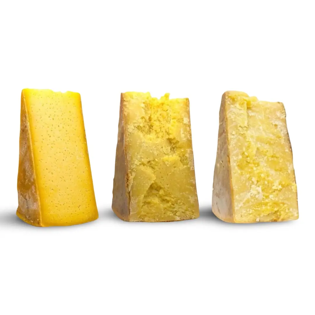 Tre porzioni di Formaggio Bagòss stagionato 18, 24 e 36 mesi per degustazione verticale